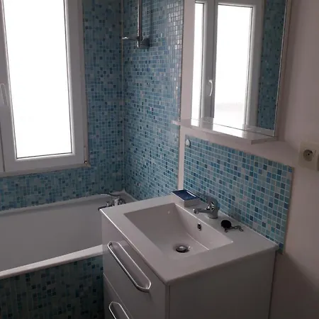 Le Logis Des Autre Chalet *