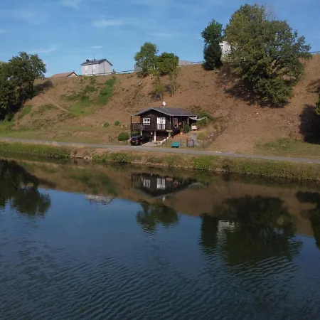 Le Logis Des Autre Шале