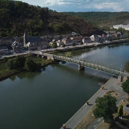 Le Logis Des Autre Шале *