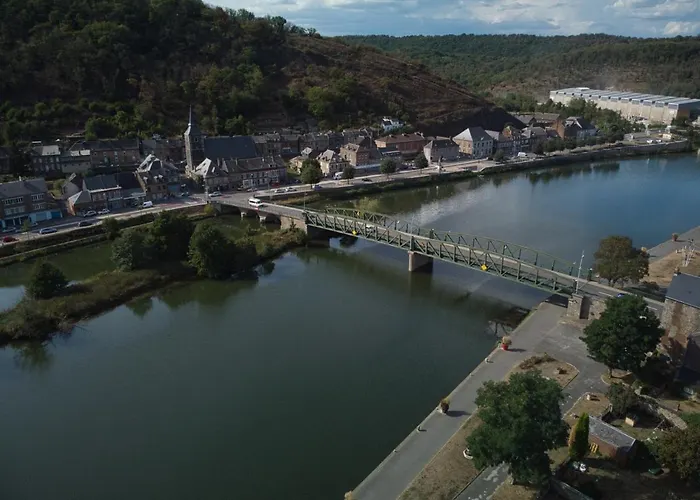 Le Logis Des Autre Chalet *