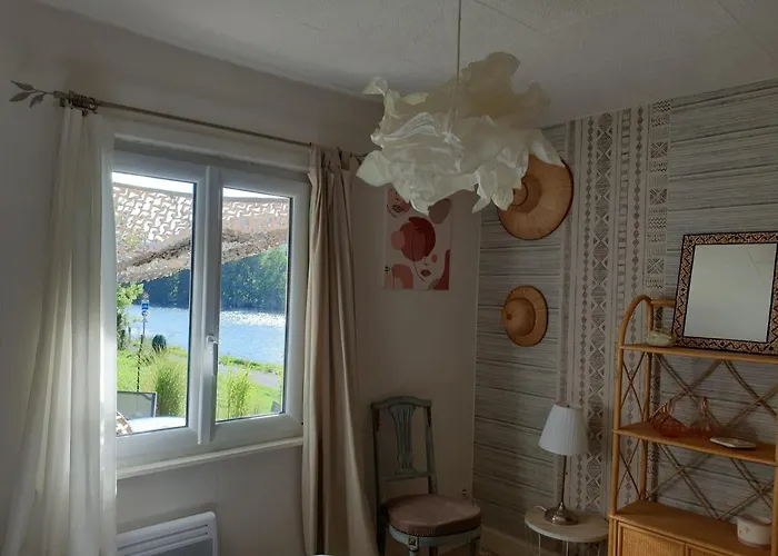 Le Logis Des Autre Vireux-Wallerand