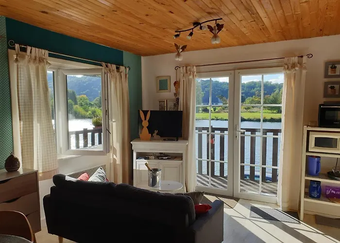 Le Logis Des Autre Vireux-Wallerand